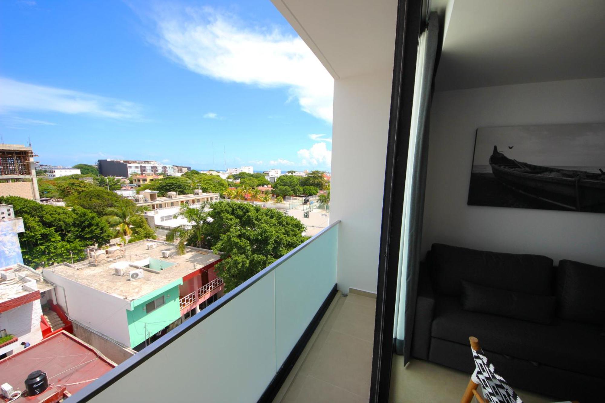 Near The Beach, Rooftop, Pool, Sea View. * Playa del Carmen